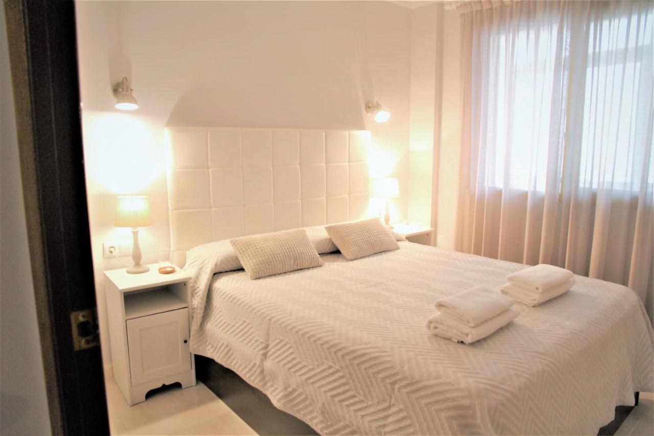 La Perla Apartment, Paradis Park, La Pineda - Atico 1ª Linea - Solarium - Wifi - Piscina Zewnętrze zdjęcie